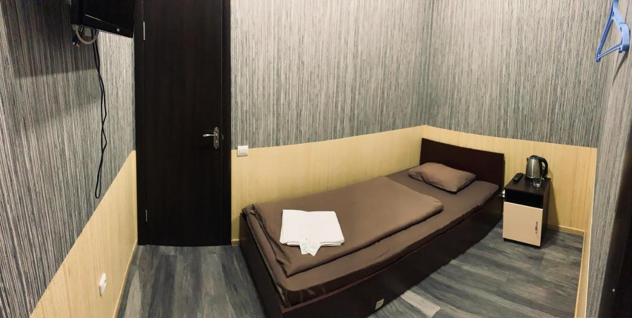 Uno Apart Hotel เคียฟ ภายนอก รูปภาพ